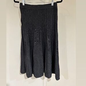 women's ribbed knit charcoal grey skirt size L